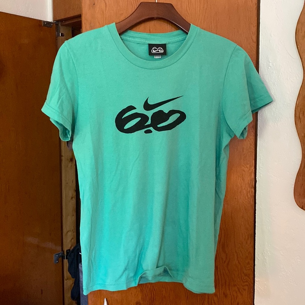 Nike 6.0 tee